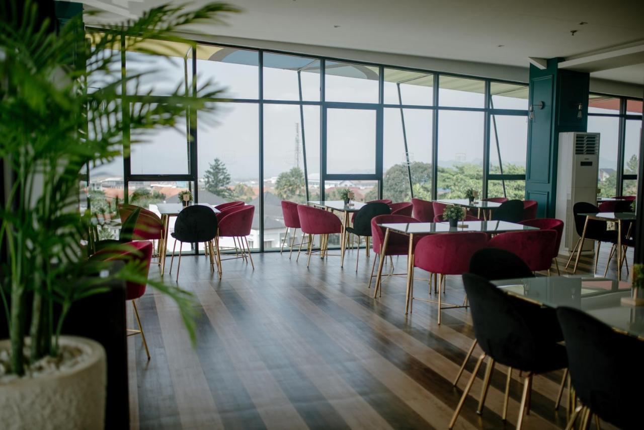 The Bountie Hotel And Convention Centre סוקאבומי מראה חיצוני תמונה
